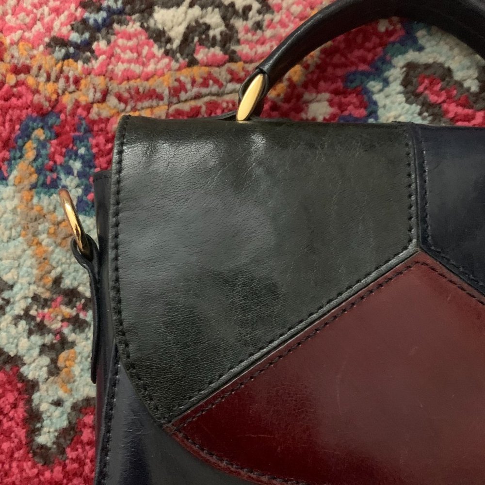VINTAGE 👜mod leather + brass purse w/ patchwork - Picture 2 of 6